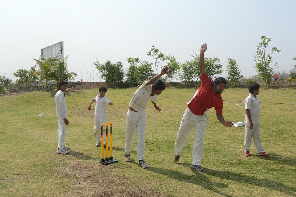 SS Cricket Player Bowling practice